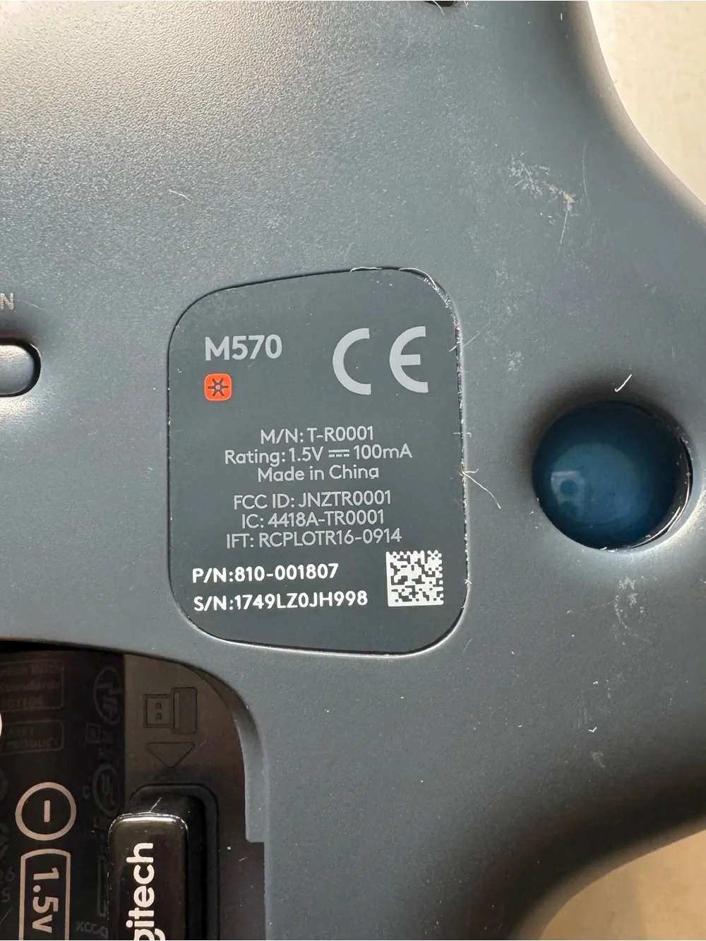 Logitech M570 Wireless Ergonomic Trackball Mouse